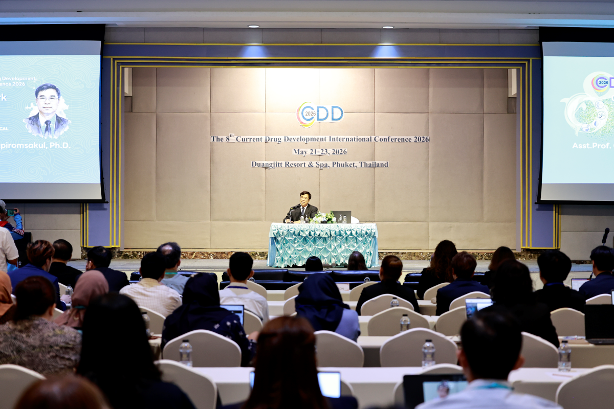 news-conference-4
