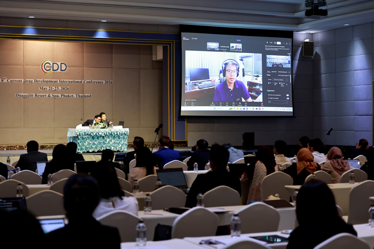 news-conference-9